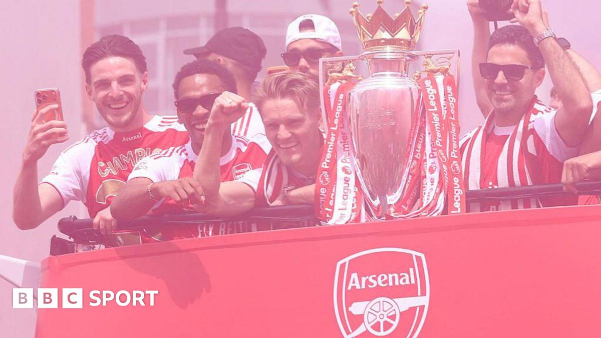 Arsenal title parade: Gunners’ men celebrate Premier League success with bus parade
