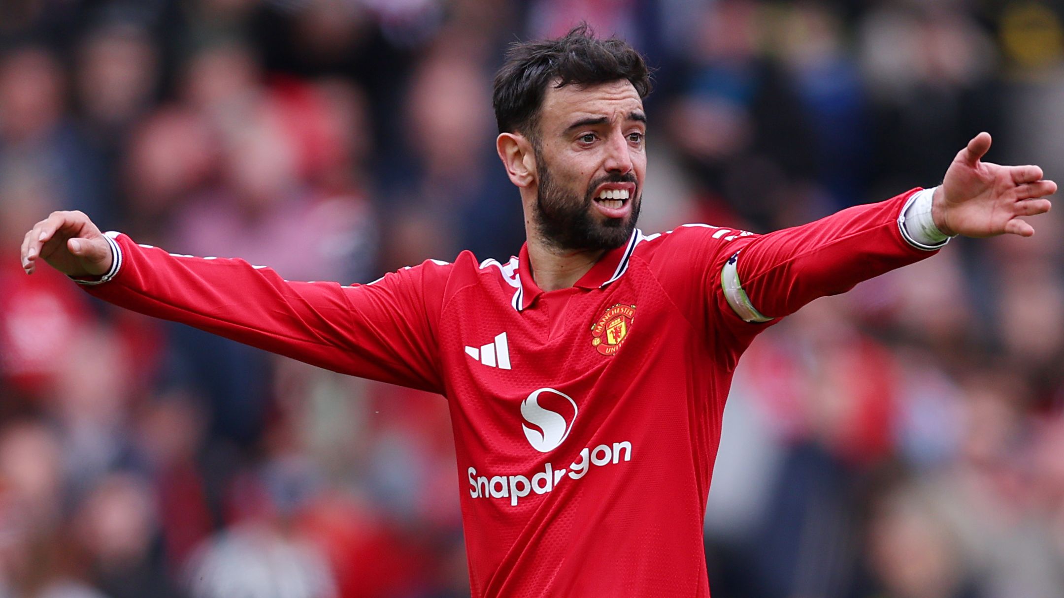 ‘Rest of your team is rubbish!’ – Man Utd roasted by David Seaman as Arsenal legend makes ‘easy’ Bruno Fernandes claim